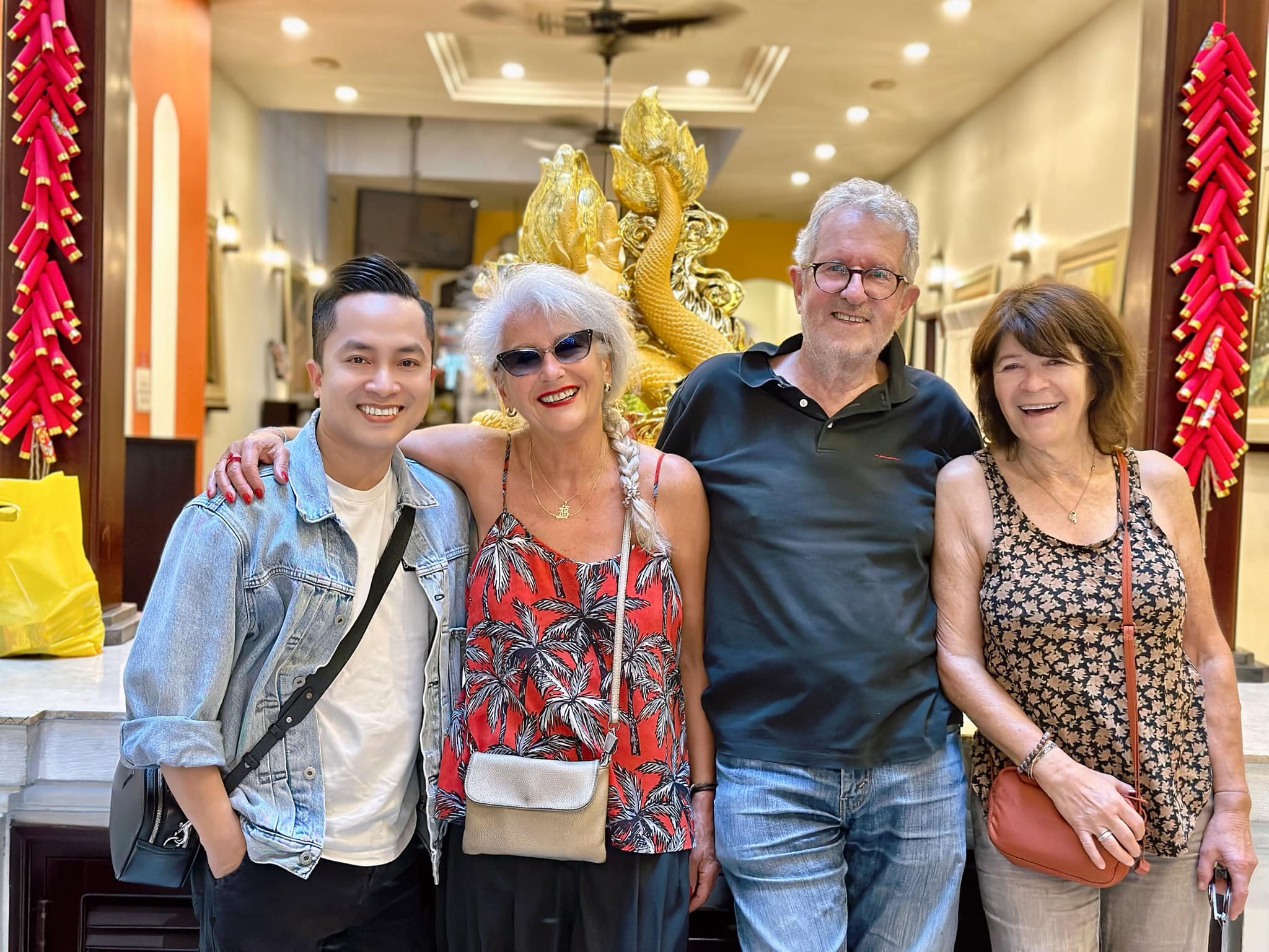 Une équipe de guides francophones expérimentés