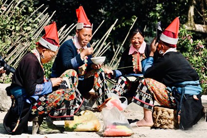 VIETNAM SAUVAGE & AUTHENTIQUE – ENTRE MONTAGNES ET MÉKONG