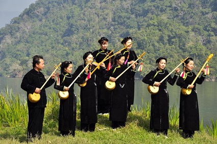 TRAVERSÉE AUTHENTIQUE DES TROIS RÉGIONS DU VIETNAM - 21 JOURS